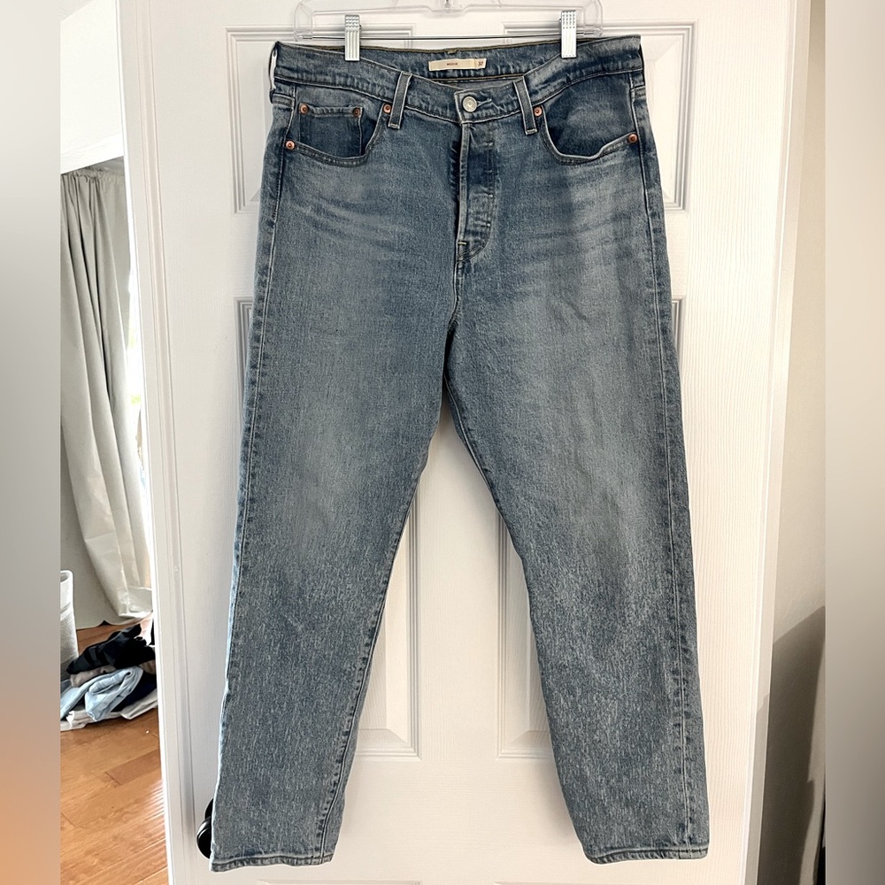 Levi’s Straight Leg “Wedgie” Jeans
